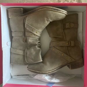 JustFab boots